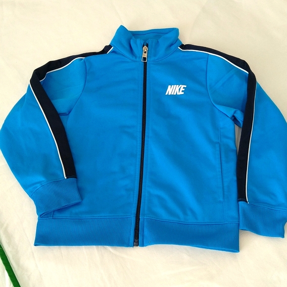 Nike boys navy / blue & whites full zip lightweight matching jacket & pant set - Picture 2 of 14